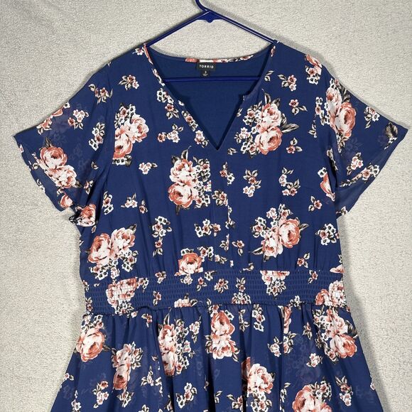 Torrid‎ Dress Women’s Plus Size 3X Blue Floral Mini Navy Blue Roses Garden Party - Picture 2 of 16